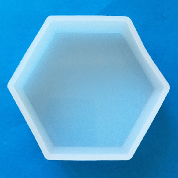 厚み2.3ｍｍの作品が作れる！シリコンモールド型 大きな六角形／オルゴナイトにお勧め！レジン制作に！/C-229ーB 2枚目の画像