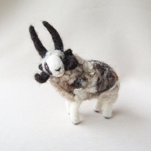 ⚠️最終値下げ 作家 ハンドメイド ジャッカロープ 幻獣 羊毛フェルト 作家 ハンドメイド ジャッカロープ 幻獣 羊毛フェルト