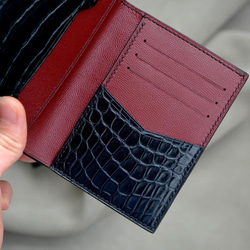 ワニ革使用２つ折り財布　手縫い財布 4枚目の画像