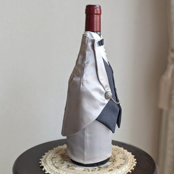 【新作】ワインボトルのタキシード　　シルバー　 3枚目の画像