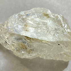 ゴールデンマイカ内包✨　レインボー  エレスチャル  骸骨水晶　原石 5枚目の画像