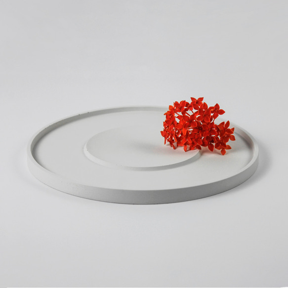 セメントディスプレイプレート  　デコレーショントレイ　フルーツ皿  ラウンド型（トレイ、小物入れ、お菓子入れ) 5枚目の画像