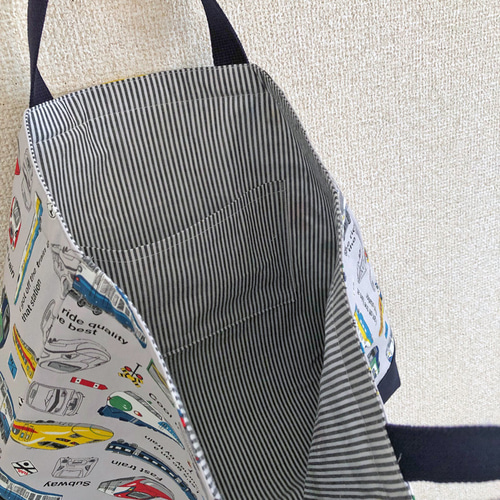 鉄道好きな男の子に！新幹線や電車柄（グレー）のレッスンバッグ