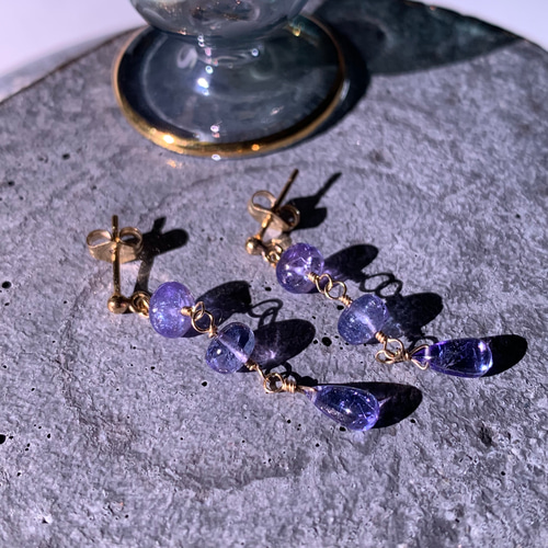 14kgf】天然石＊高品質タンザナイトピアス(イヤリング) ピアス 