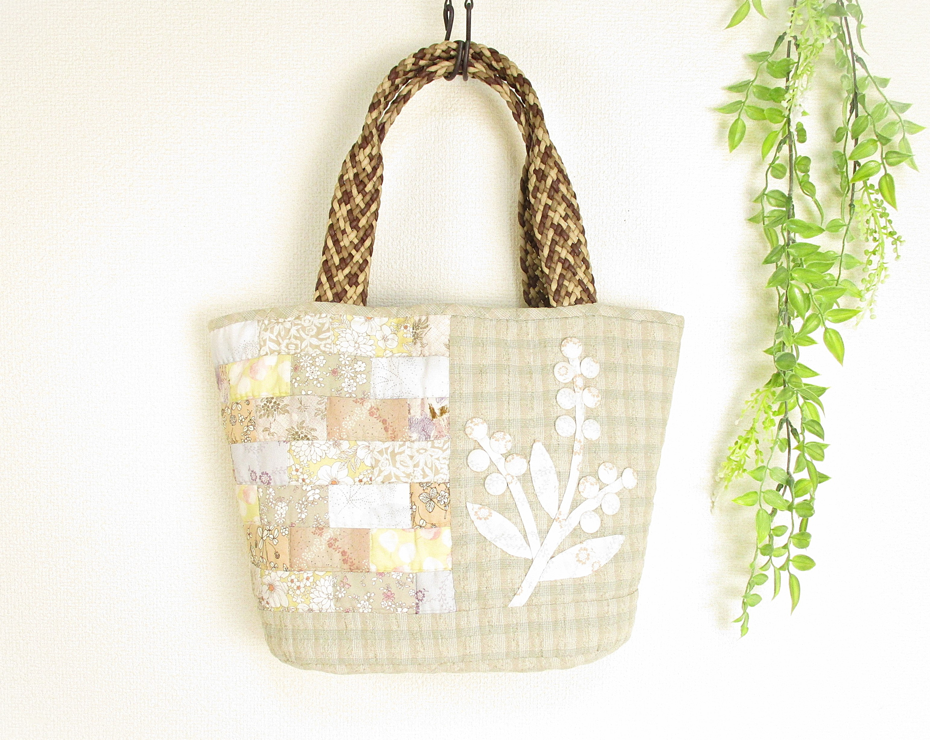 キット☆フラワーバスケットの手さげ☆パッチワークキルト