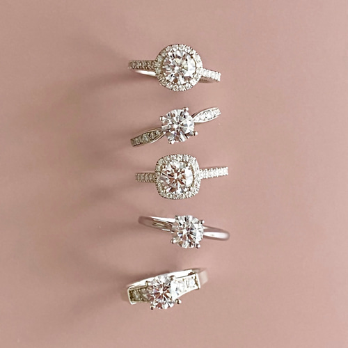 婚約指輪】0.5ct テーパードパヴェリング（プラチナ・18KYG・18KPG 