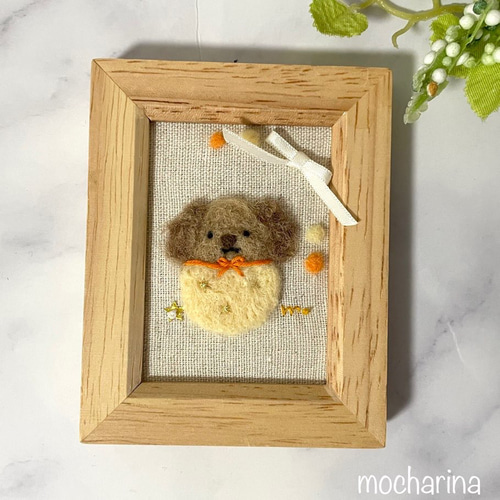 もふもふアニマルの額飾り・トイプードル【羊毛フェルト刺繍】 フォト