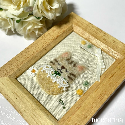 もふもふアニマルの額飾り・猫（茶トラ）【羊毛フェルト刺繍
