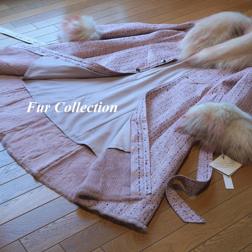 フレンチテイスト☆豪華なラクーンファー付きムートンコートピンク系新品ファーコート フレンチテイスト☆豪華なラクーンファー付きムートンコートピンク系