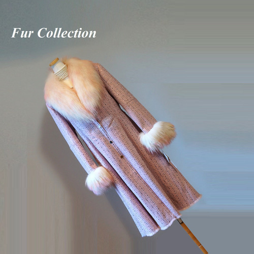 フレンチテイスト☆豪華なラクーンファー付きムートンコートピンク系新品ファーコート フレンチテイスト☆豪華なラクーンファー付きムートンコートピンク系