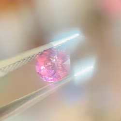 天然　パパラチアサファイア　非加熱　0.77ct ルース　宝石 4枚目の画像