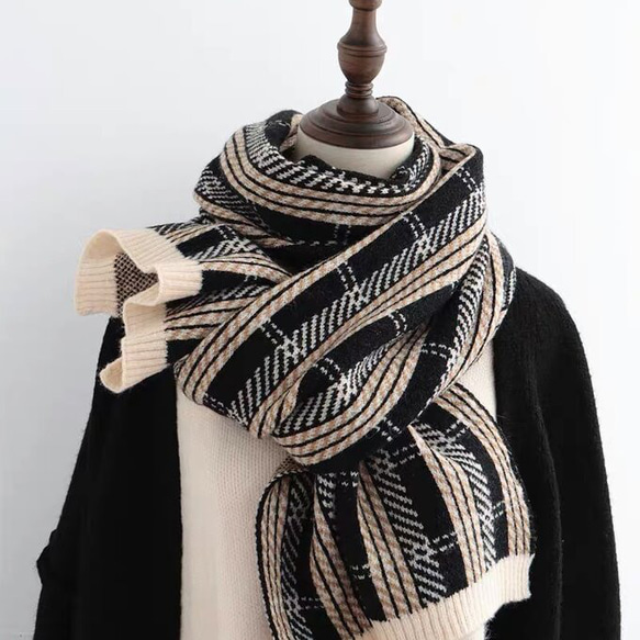 毛糸マフラー、編みのマフラー、秋、冬のマフラー、防寒対策 1枚目の画像