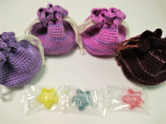 （Mサイズ）手編みのまんまる巾着ミニポーチ（底５㎝）【VIUTY】（Creema限定） 10枚目の画像