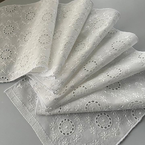 半衿 花冠の刺繍 コットンレース ハンドメイド半襟 白 洗える
