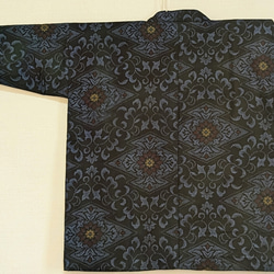 Creema限定　来年うさぎ年　着物生地を使ったリバーシブルでも着れる半纏です。表は絹、裏は綿フランネル。贈り物に! 10枚目の画像
