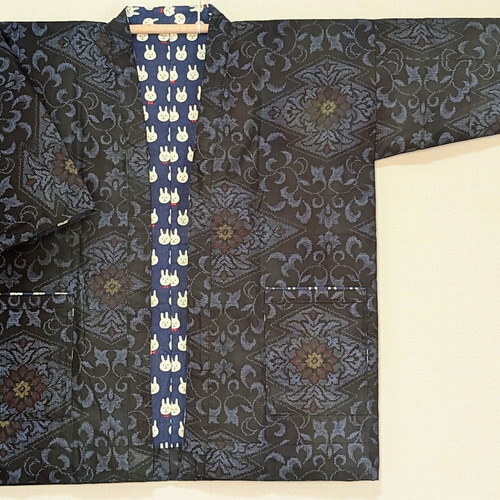 Creema限定 来年うさぎ年 着物生地を使ったリバーシブルでも着れる半纏