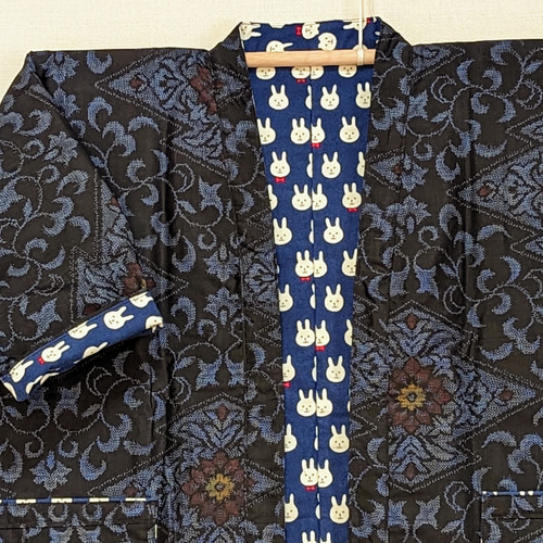 Creema限定 来年うさぎ年 着物生地を使ったリバーシブルでも着れる半纏