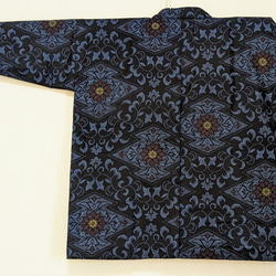 Creema限定　来年うさぎ年　着物生地を使ったリバーシブルでも着れる半纏です。表は絹、裏は綿フランネル。贈り物に! 5枚目の画像