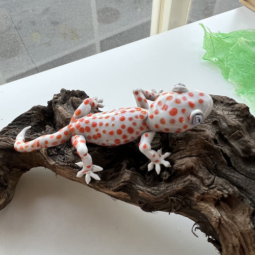 ヤモリの置物　ガラス製 ヤモリ コナ ガラスの置物 - Etsy 日本