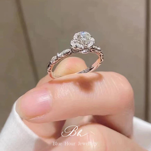花咲く モアッサナイト フラワー キラキラ 0.4ct ゴージャス 花咲く モアッサナイト フラワー キラキラ 0.4ct ゴージャス