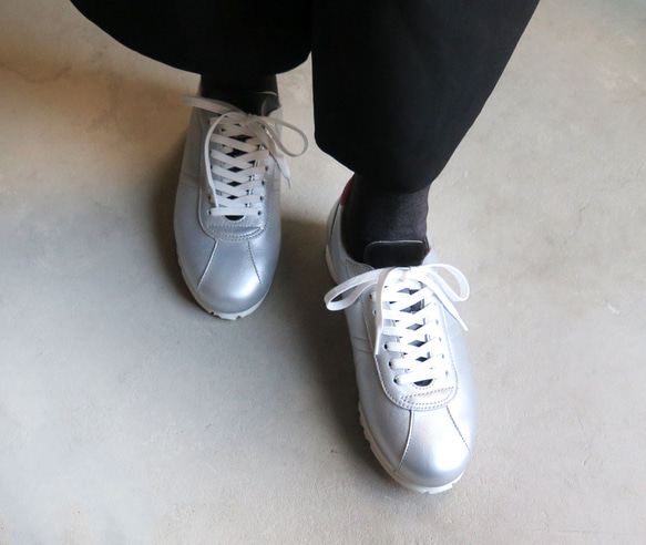 【完全客製化】經典設計，高品質真皮！ EMA運動鞋/霧面銀x粉色x黑色 第2張的照片