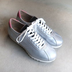 【完全客製化】經典設計，高品質真皮！ EMA運動鞋/霧面銀x粉色x黑色 第1張的照片