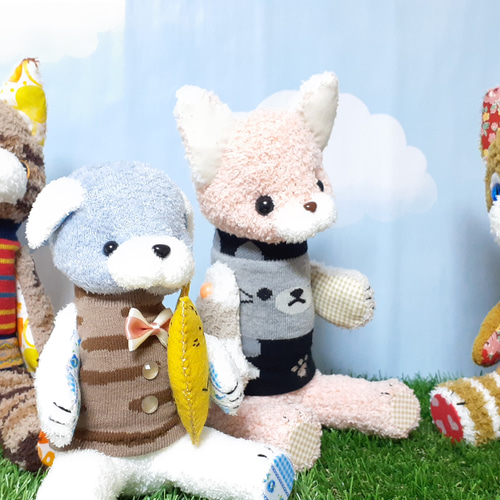 荒野色の雪キツネ ぬいぐるみ アーティストベア 海外作家様