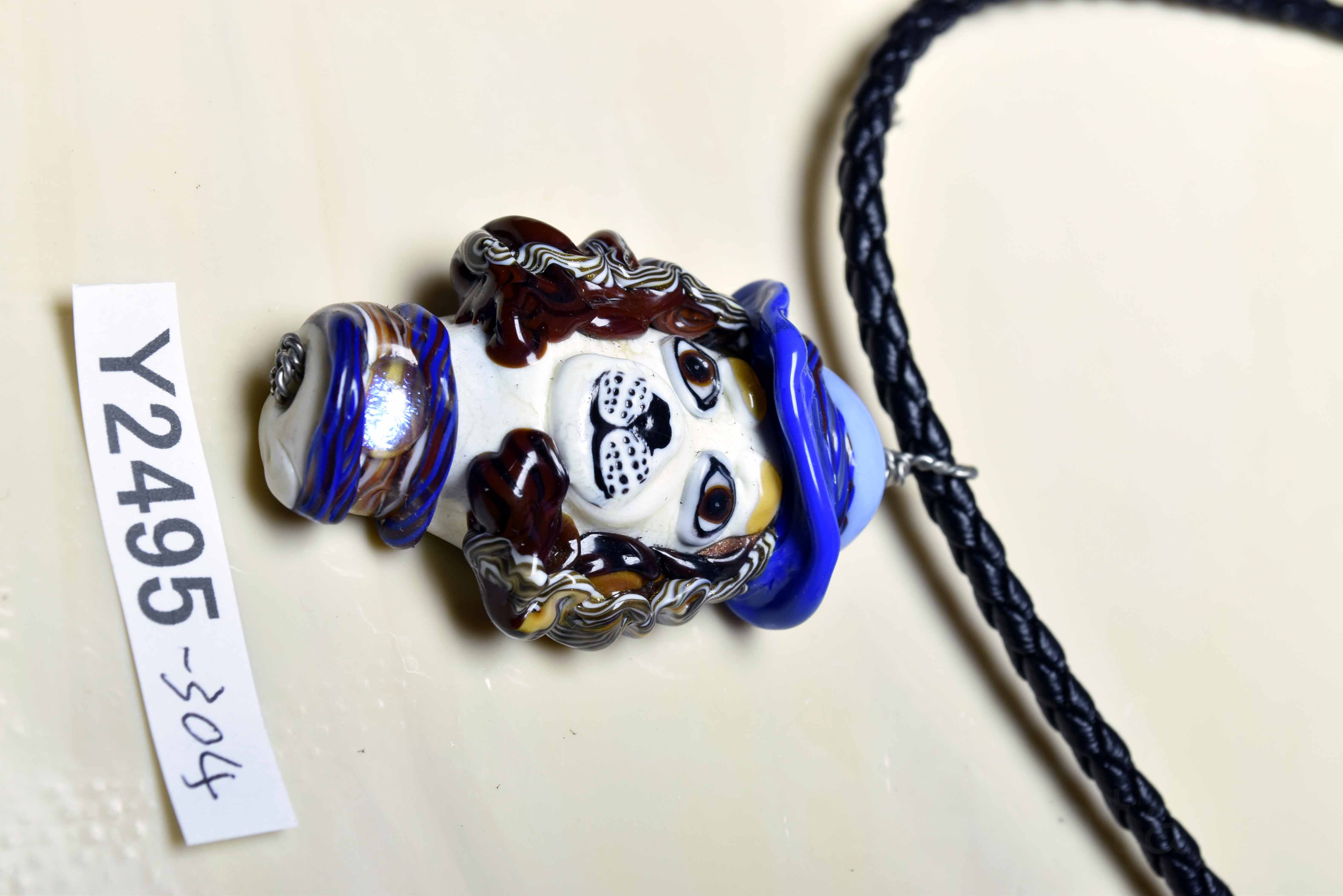 ガラスのジュエリー　犬　dog ネックレス　ペンダントトップ（Ｙy2495-304）　作家物　一点物手作り