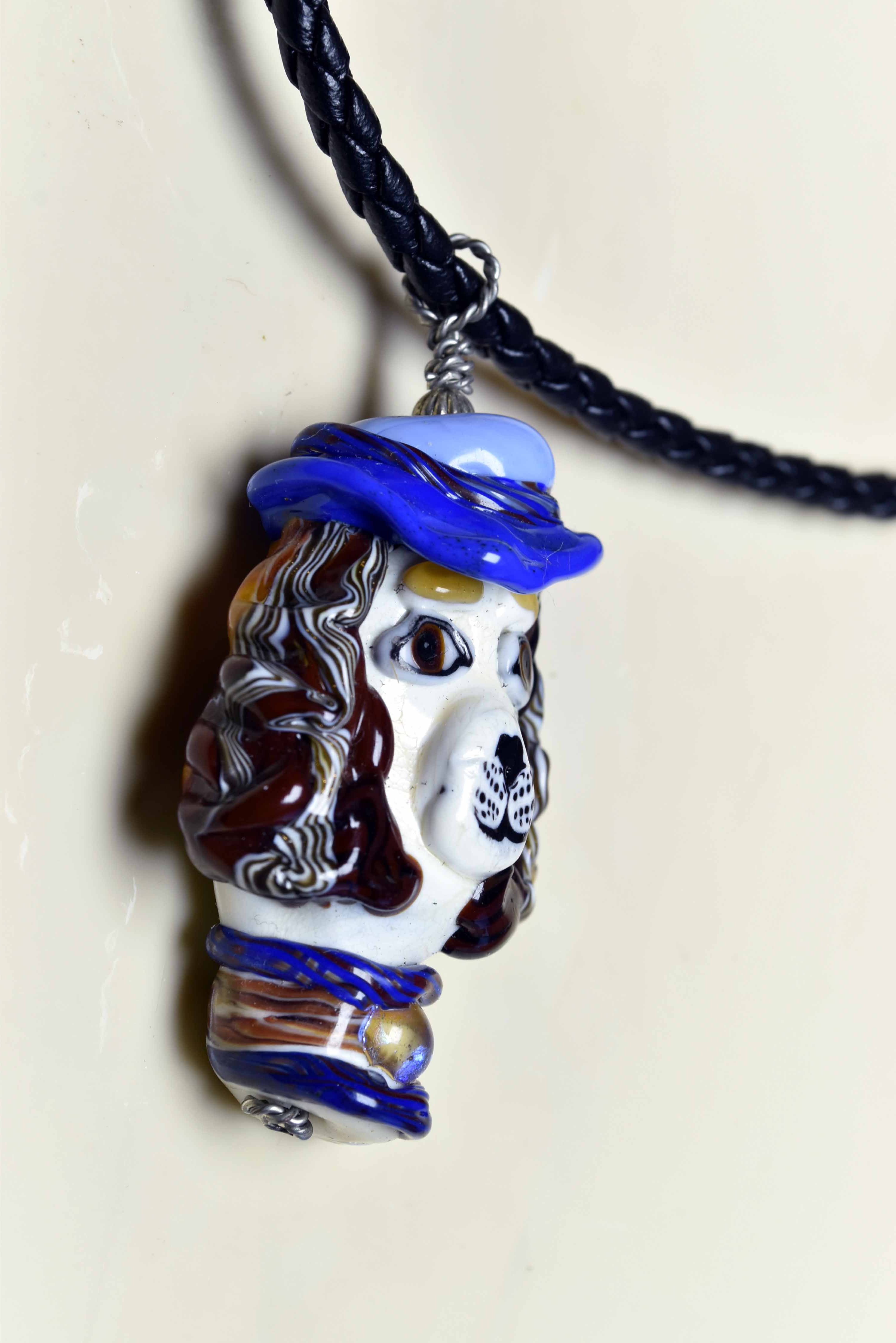 ガラスのジュエリー　犬　dog ネックレス　ペンダントトップ（Ｙy2495-304）　作家物　一点物手作り