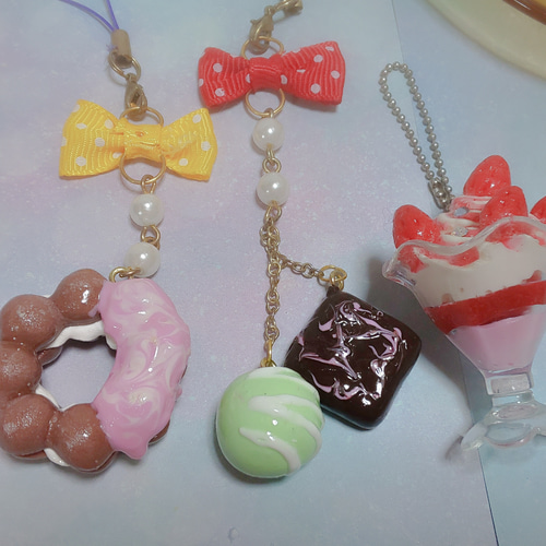 No.60〜63♡フェイクスイーツ♡リクエスト品まとめ買い♡ フェイクスイーツストラップ3セット フェイクスイーツ スイーツデコ