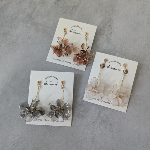受注制作】フリルフラワーピアス/イヤリング ピアス（その他