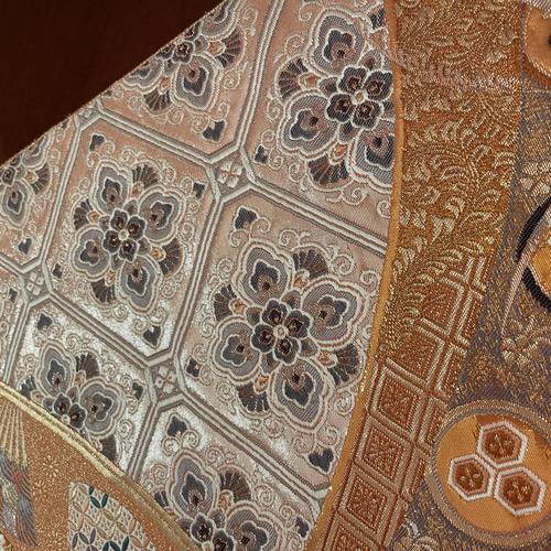 純金泊豪華刺繍 正絹テーブルランナー 帯リメイク お正月 プレゼント