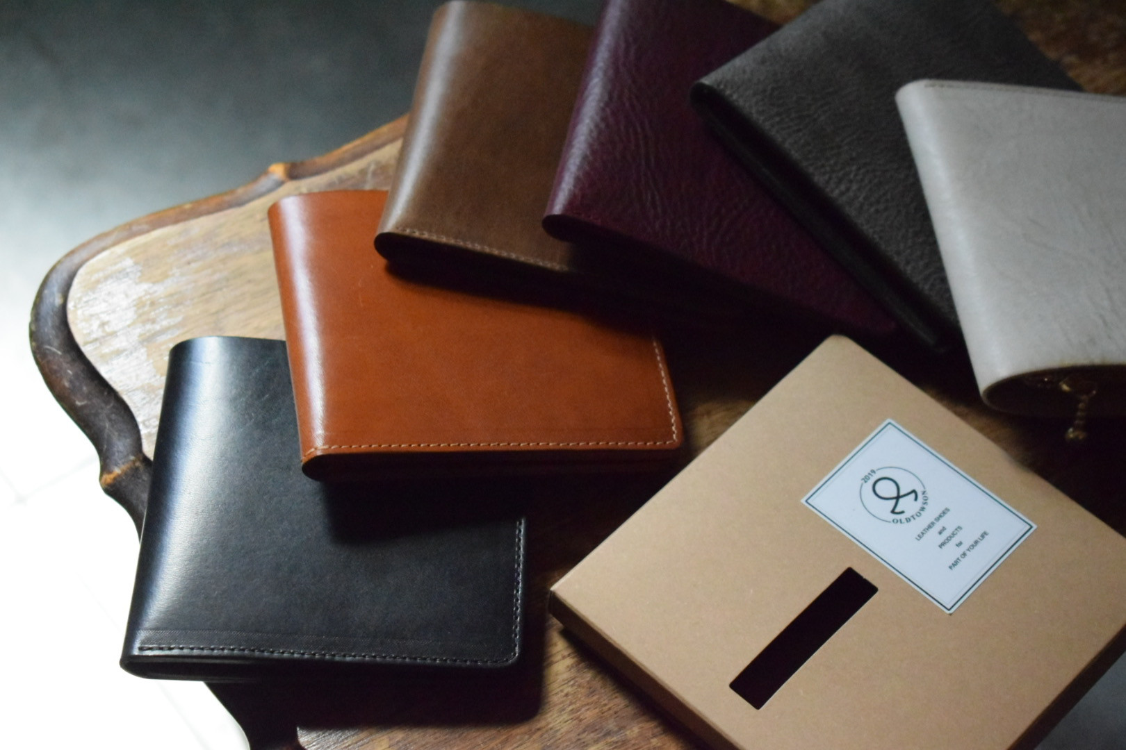 Slim leather wallet / スリム　レザーウォレット　2つ折り財布