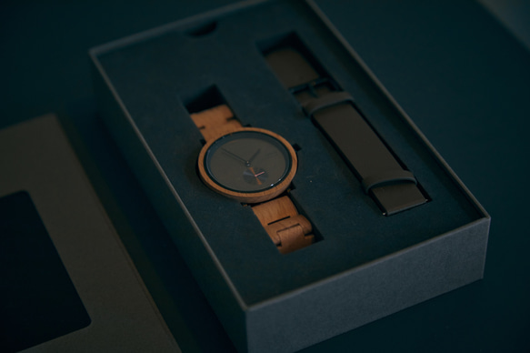 木製腕時計 素材ブナ「conc-コンク」 8枚目の画像