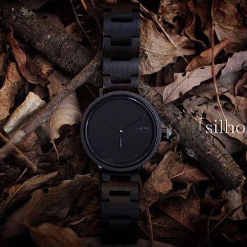 Holiday Limited Price 11月18日〜12月25日まで 木製腕時計 素材:黒檀