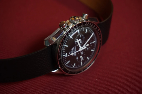 『高級革使用』エプソンレザー　黒　時計ベルト　シングルパスストラップ　レザー　腕時計　カスタム 2枚目の画像