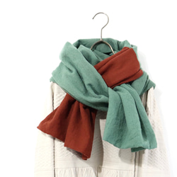 double colour wool scarf　(green x dark red) 1枚目の画像
