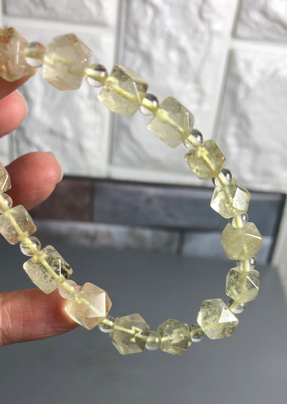 天然利比亞黃金隕石手串 八菱角切功 附台灣聯合檢證 - リビアングラス Libyan desert glass 第10張的照片