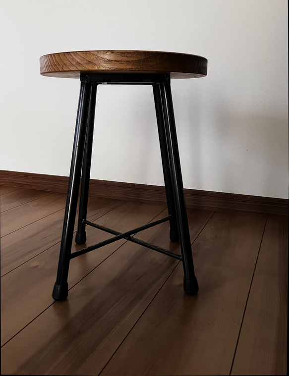 ラウンドスツール　Flower stand φ300 H410 cafe stool 3枚目の画像