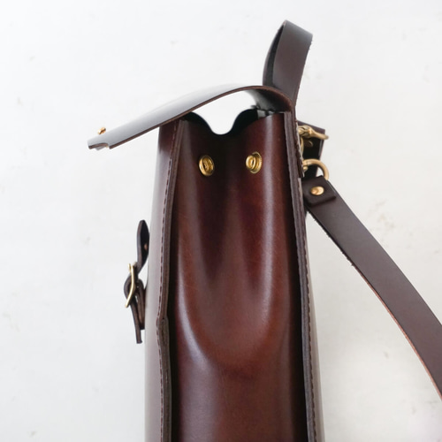 凛としたクラシックリュック】送料無料 本革リュックサック レザー A4