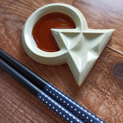 數位幾何陶瓷系列-幾何造型筷架碟(三角圓)+花瓣筷架 第7張的照片