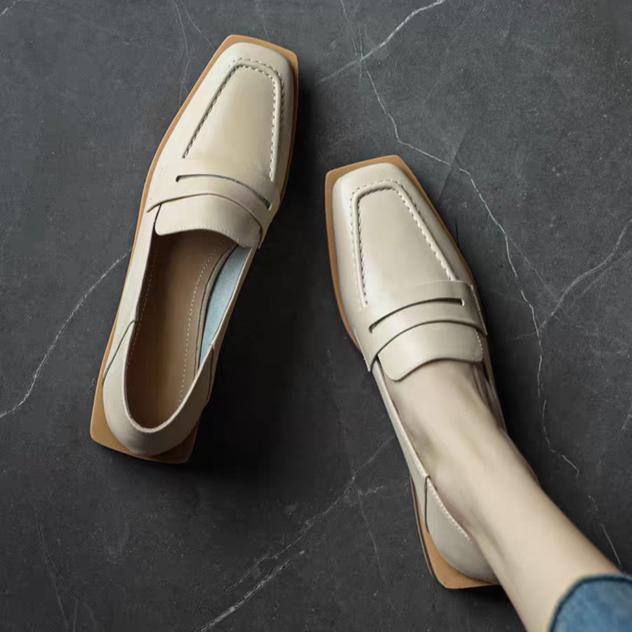 レディース シューズ ローファー 靴 ローヒール フラット 歩きやすい スリッポン 革靴 秋冬新作2023 秋色 葉 革