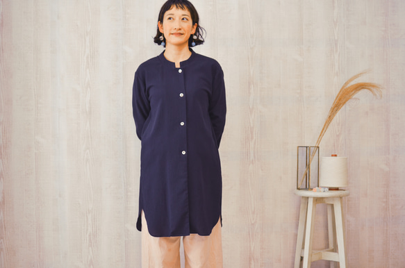 スタンドカラーロングシャツ 高島ちぢみ 葦布《navy》 2枚目の画像