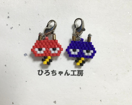 マスクチャーム 赤2個セットハンドメイド小さな薔薇のマスクチャーム