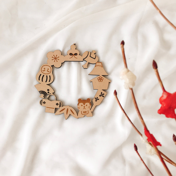 【木製　ENGIMONO wreathe】しめ縄　しめ縄リース　しめ縄飾り　つるし飾り　年賀状　お正月　干支　正月飾り 4枚目の画像