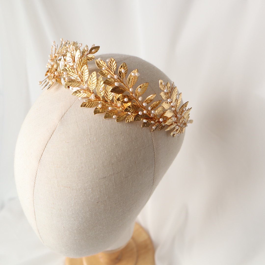 ブライダル ウェディングアクセサリー 結婚式 ヘッドアクセサリー/かすみ草とリーフのクラウン