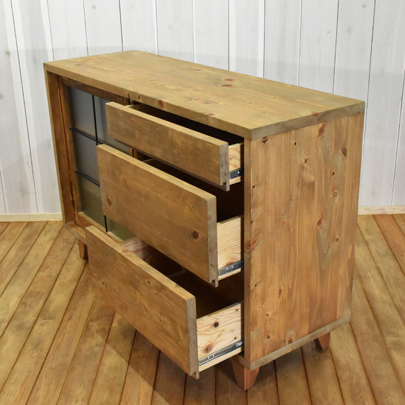 送料無料 幅120㎝ 無垢材 キッチンキャビネット 食器棚 リビングボード カップボード 8枚目の画像