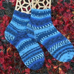 ドイツopalの毛糸で編んだ靴下　24〜26cm 1枚目の画像