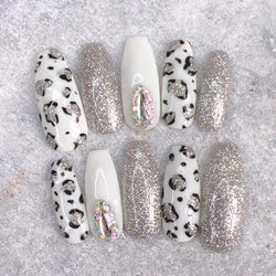 チップ種類、カラー、パーツ変更可能》ホワイトシルバーラメレオパード