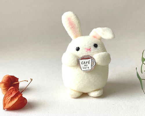 うさぎのぬいぐるみ【 赤 黒 】 受注制作 ぬいぐるみ 清水だい